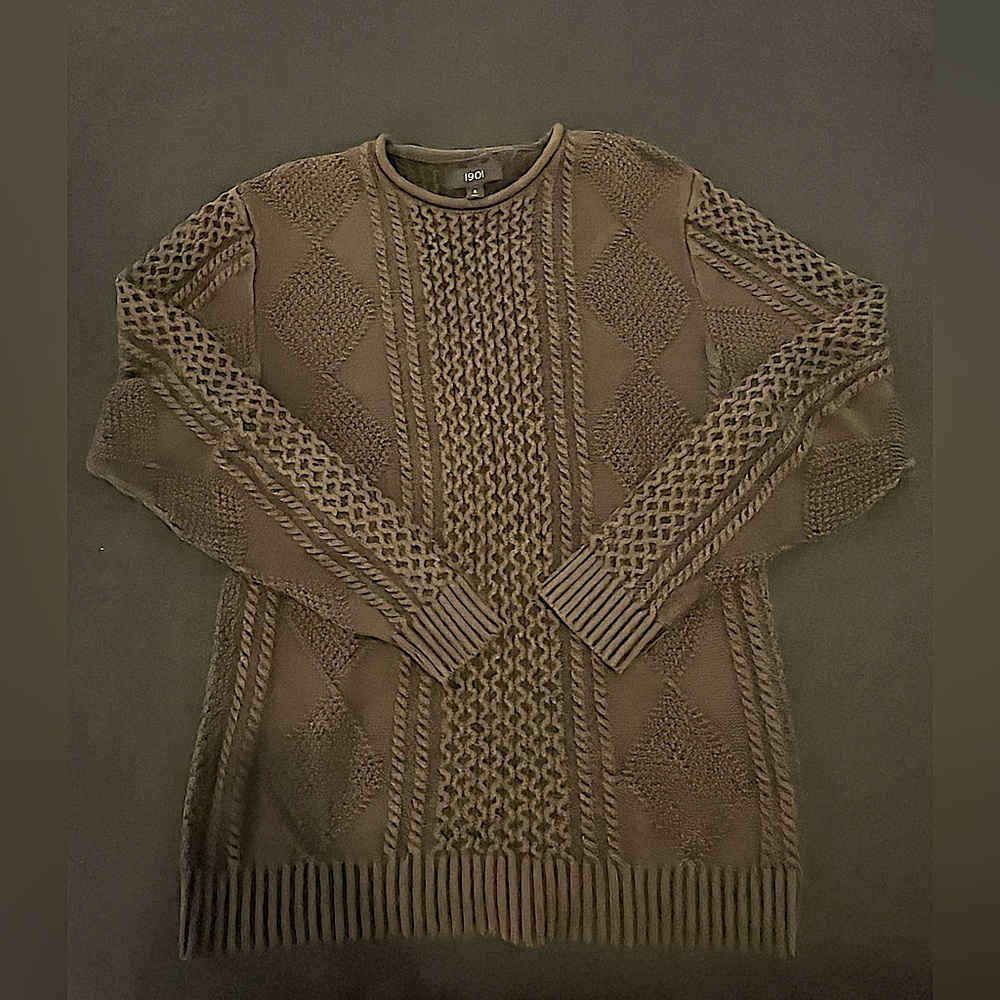 Brackish Green Cableknit sweater by Nordstrom’s 1901. Size Small.